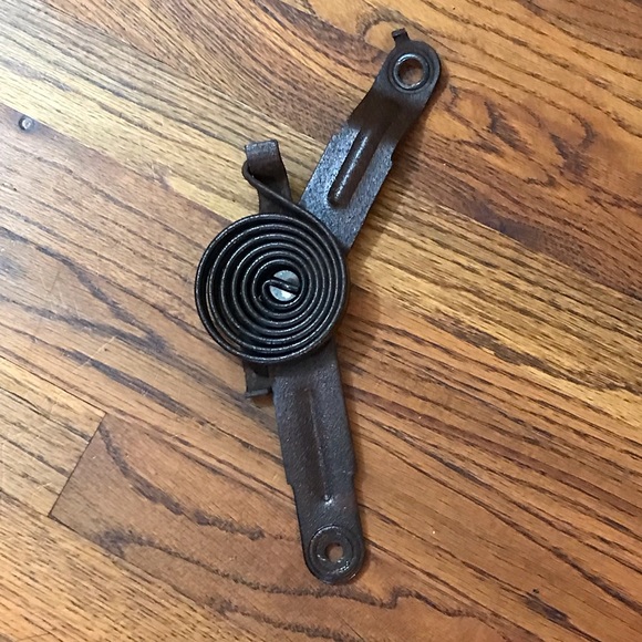 GM Other - Hood Hinge Spring Left Driver Chevy GMC Silverado Yukon Sierra 15035591 Tahoe Su